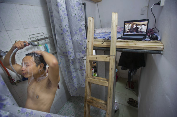 胶囊公寓里的青春