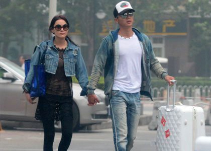 明星高调秀新欢气旧爱 都好花心