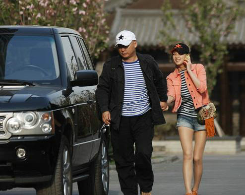 明星高调秀新欢气旧爱 都好花心