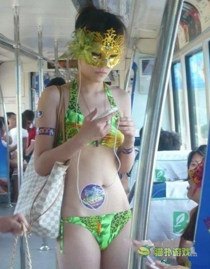 地铁奇葩乘客大集锦 毁市容啊