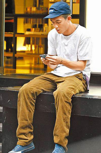 陈冠希欲办摄影展：最喜欢拍的那一秒的感情