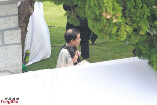 郭晶晶霍启刚婚礼现场直击