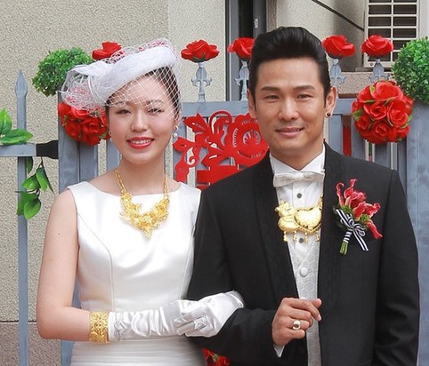 杜德伟大婚气势不输晶刚