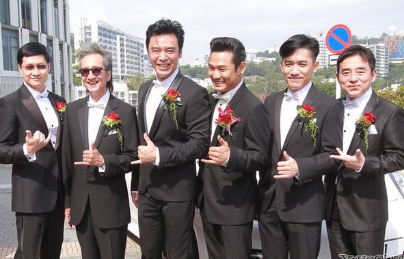 杜德伟大婚气势不输晶刚