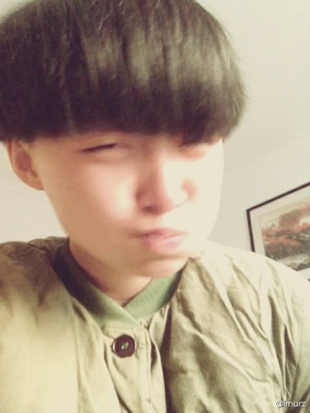 网络红人盘点 鬼脸妹子犯二走红