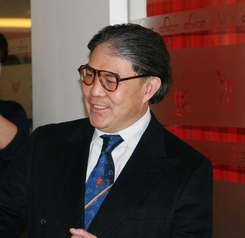 霍震霆否认将在保定摆酒