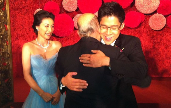 霍震霆否认将在保定摆酒 称儿媳郭晶晶暂未有孕 霍震霆否认将在保定摆酒 称儿媳郭晶晶暂未有孕