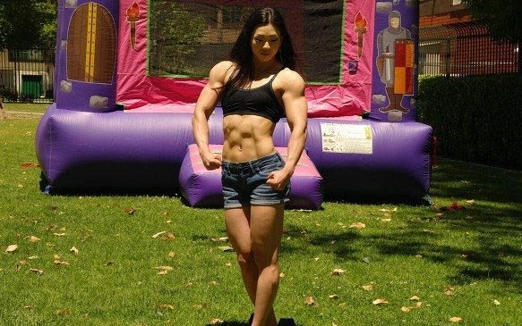 女子萝莉面孔猛男身板