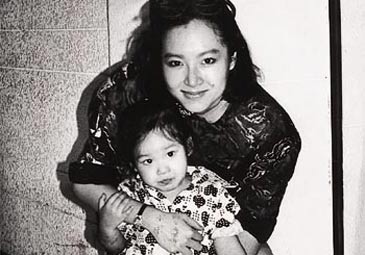 曝光众女星的隐秘婚史 汪明荃被情人气成癌症