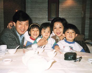 曝光众女星的隐秘婚史 汪明荃被情人气成癌症