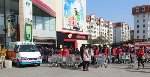 水晶梨滞销愁坏莱西果农 8毛贱卖凑医疗费(