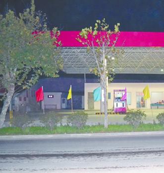 油价推迟下调 青岛车主频繁只加50元油死等