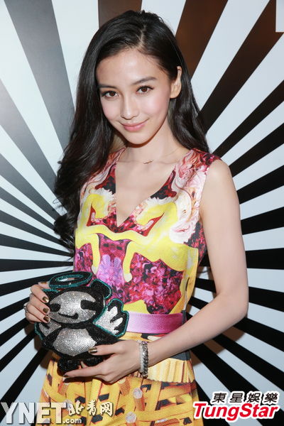 Angelababy美艳亮相