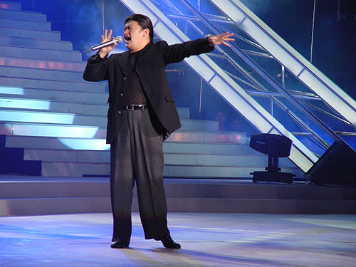 刘欢韦唯16年“断交”隐情 与妻子卢璐9天闪婚传奇