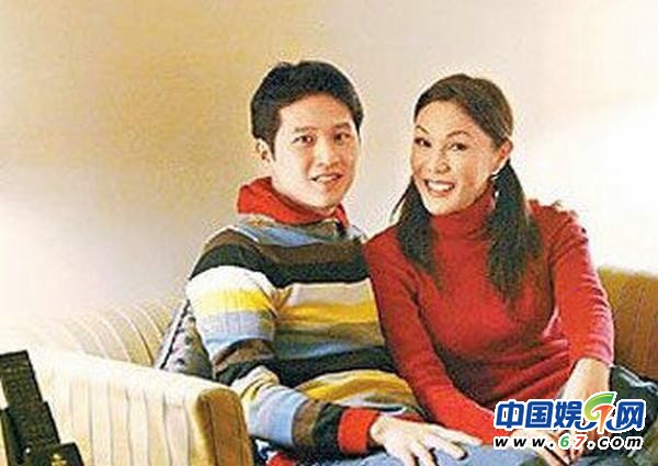 变性人性感秒杀河莉秀