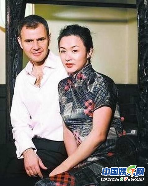 变性人性感秒杀河莉秀