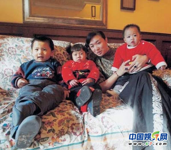 变性人性感秒杀河莉秀