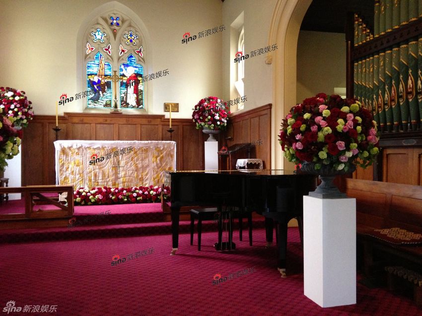 直击姚晨曹郁新西兰婚礼教堂