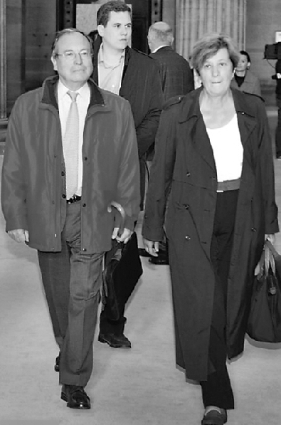 贵族3代遭洗脑近10年 贵族3代遭洗脑近10年