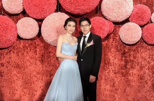 郭晶晶回门宴确定取消 霍震霆：先二人世界