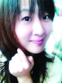 25岁青岛姑娘救助白血病男孩6年 被赞天使姐姐