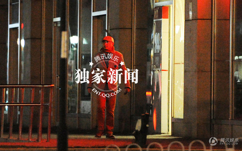 徐峥幽会神秘女