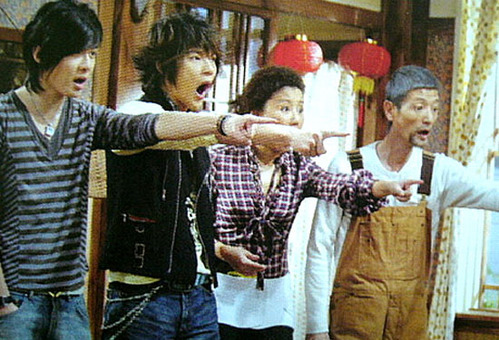 娱乐圈疯狂“母子恋”大起底