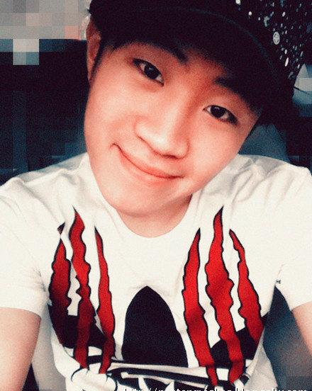 王小利19岁长子王亮曝光 星味十足似东北版刘恺威