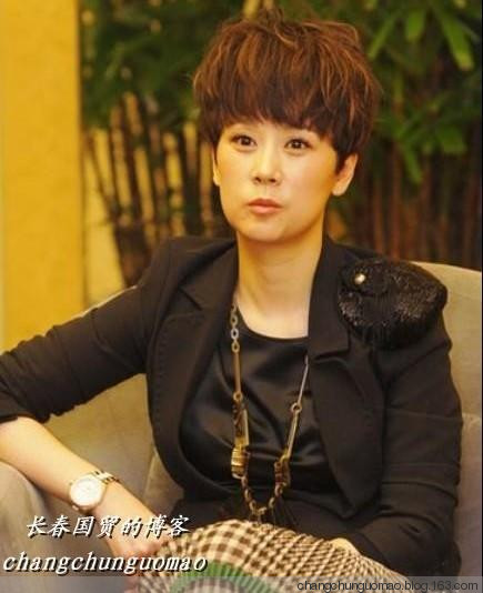 海清六岁儿子近照首曝光 “自来卷”像极海清(图)