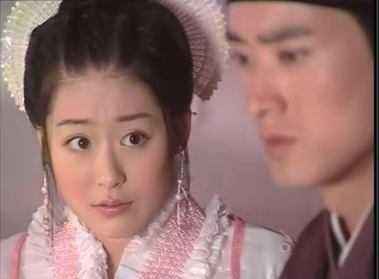 图揭惊鸿一瞥而后退隐的女星 雪姨女儿嫁豪门