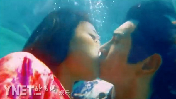 盘点2012荧幕之吻 颖儿全裸了