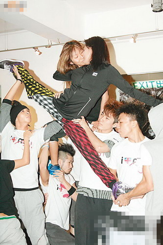 雷人明星到处有 随时都能惊到你