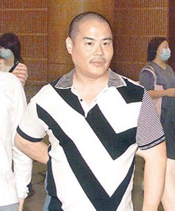 张柏芝老爸胡须勇