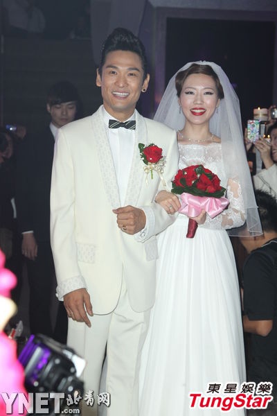 杜德伟娶26岁嫩妻婚宴曝光 天心外籍男友首亮相