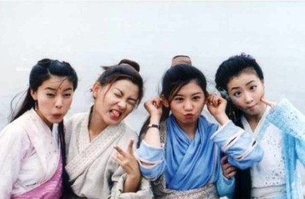 图揭78年至09年七版《倚天屠龙记》 人物古今造型大对比