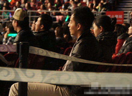 汪小菲大S着装朴素