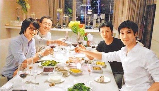 王力宏李云迪亲密看电影