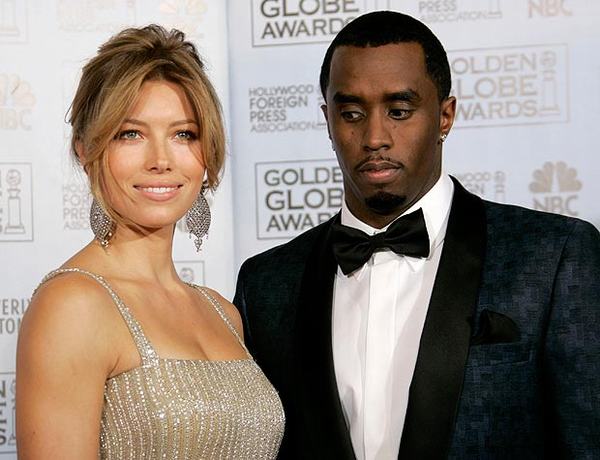 希拉里偷瞄女星上围 盘点欧美艳星遭偷瞄瞬间