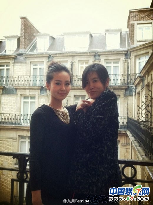 刘诗诗海量素颜街拍 网友大赞天生丽质