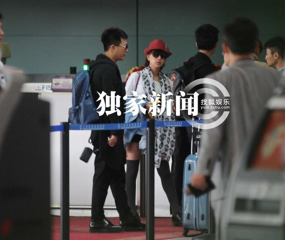 马苏杜淳因戏结成好友 搭伴返京