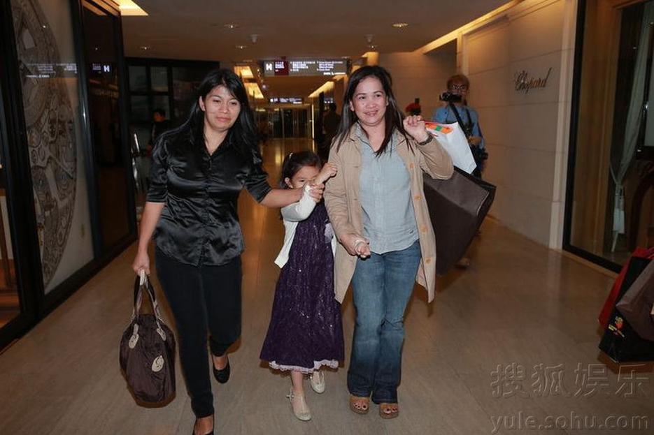 陈可辛50岁生日宴 邱淑贞梁家辉众星齐道贺