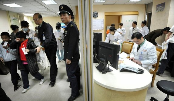 长沙一小学发生踩踏事件