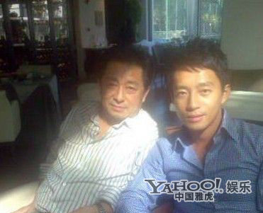 汪小菲父亲曝光 母亲张兰16亿身家来由揭秘