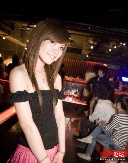 暗拍ktv的风尘女