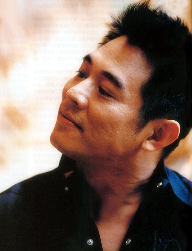 李连杰全家照曝光 豪宅价值两亿