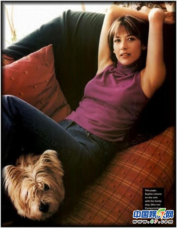 苏菲玛索露排骨胸惊悚 女神消逝昔日美艳照曝光