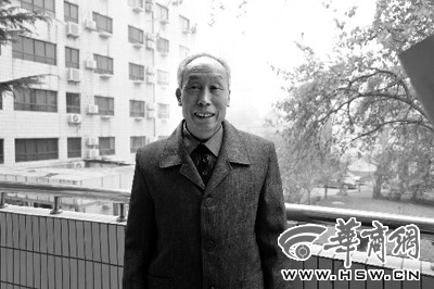 孔忠良本报记者 周艳涛 摄