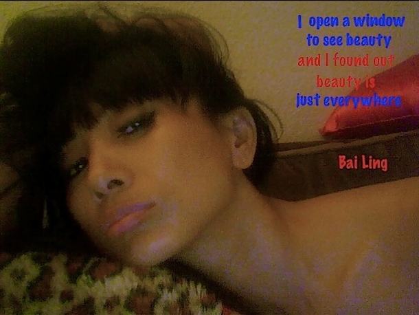 艳星白灵自曝私房照 铆钉内衣模仿干露露