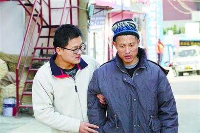 坚强男生边考研边照顾病重父亲 白水炖白菜