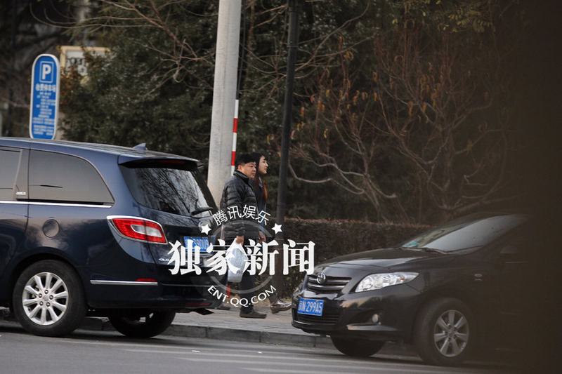 洪剑涛与神秘美女“约会”